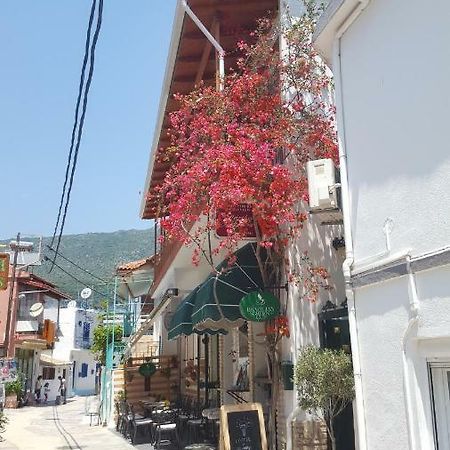 Marthas Studios Parga Exterior photo
