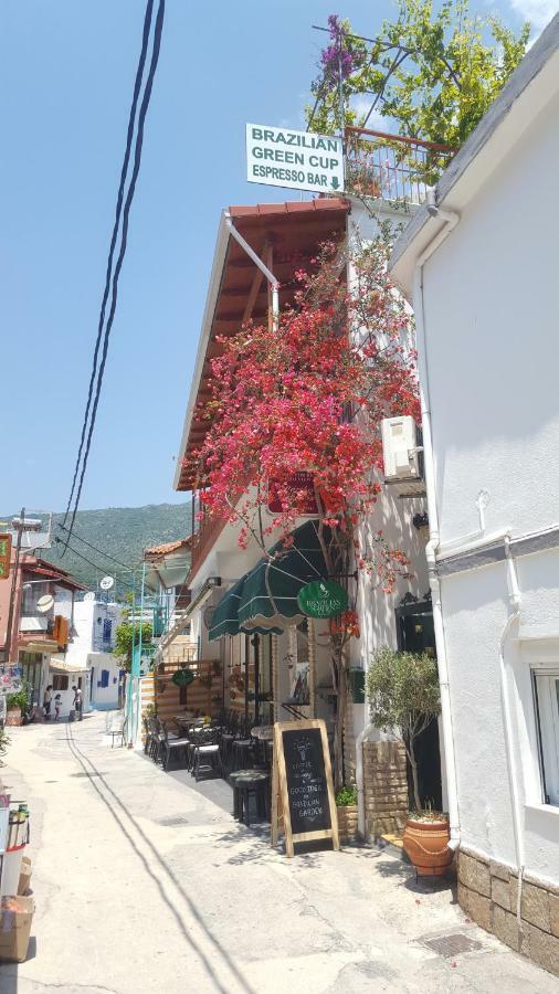 Marthas Studios Parga Exterior photo